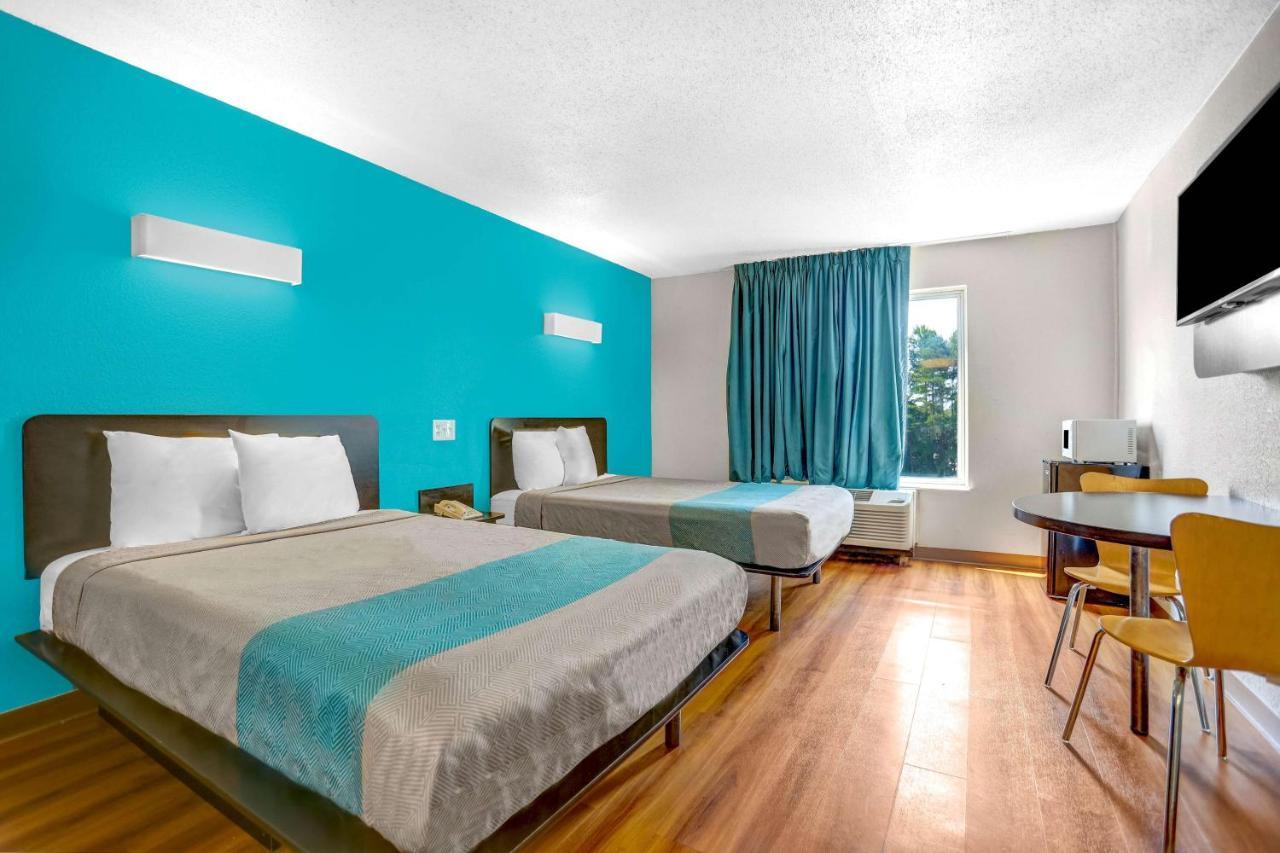 6-raleigh, Nc - North 3* Raleigh