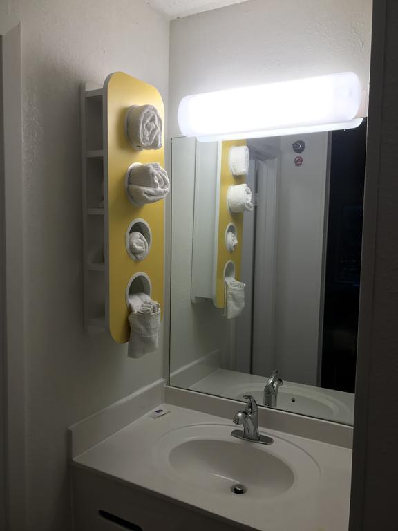 Hotel 6-raleigh, Nc - North Raleigh